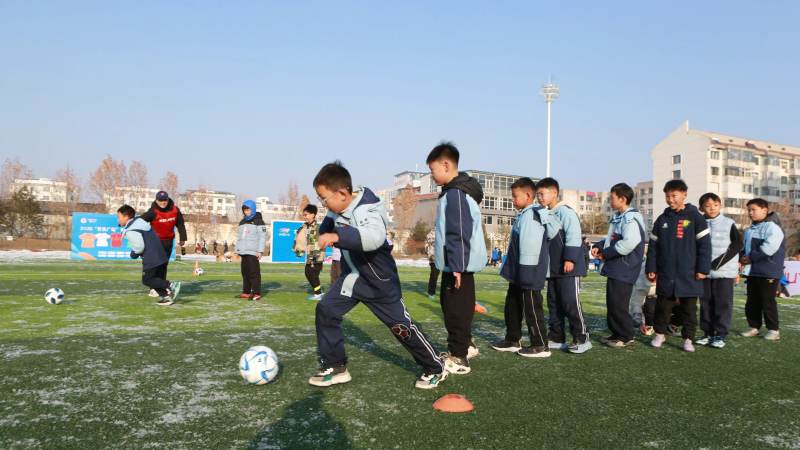 风行体育评述五大联赛战术融合趋势
